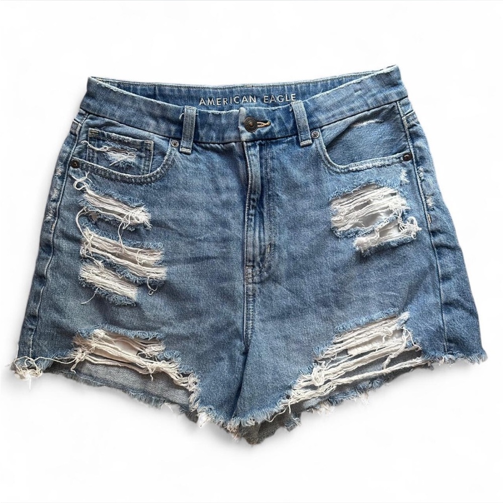American Eagle High-Waisted Distressed Denim Shorts - Size 8